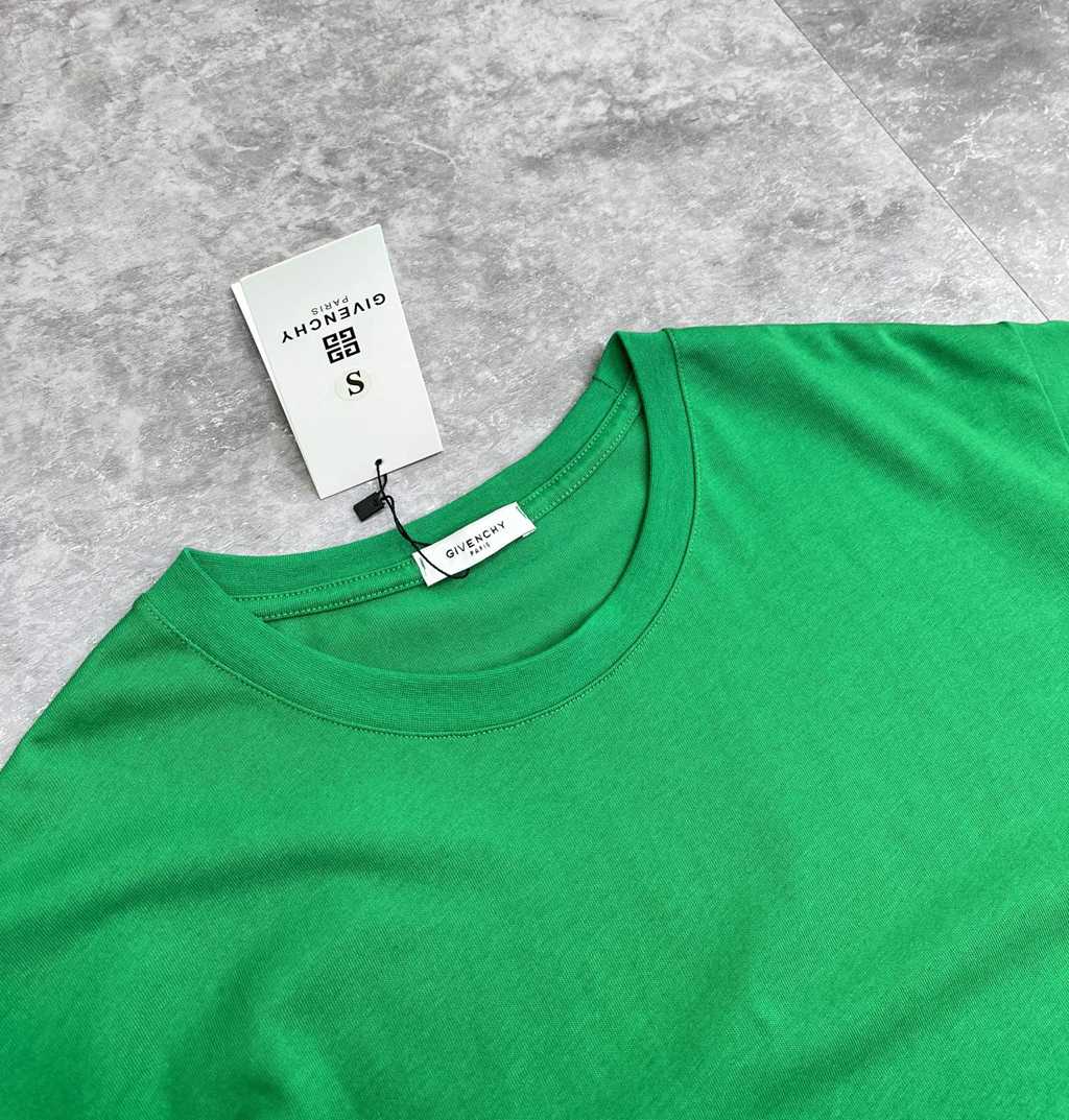 Givench* T-shirt